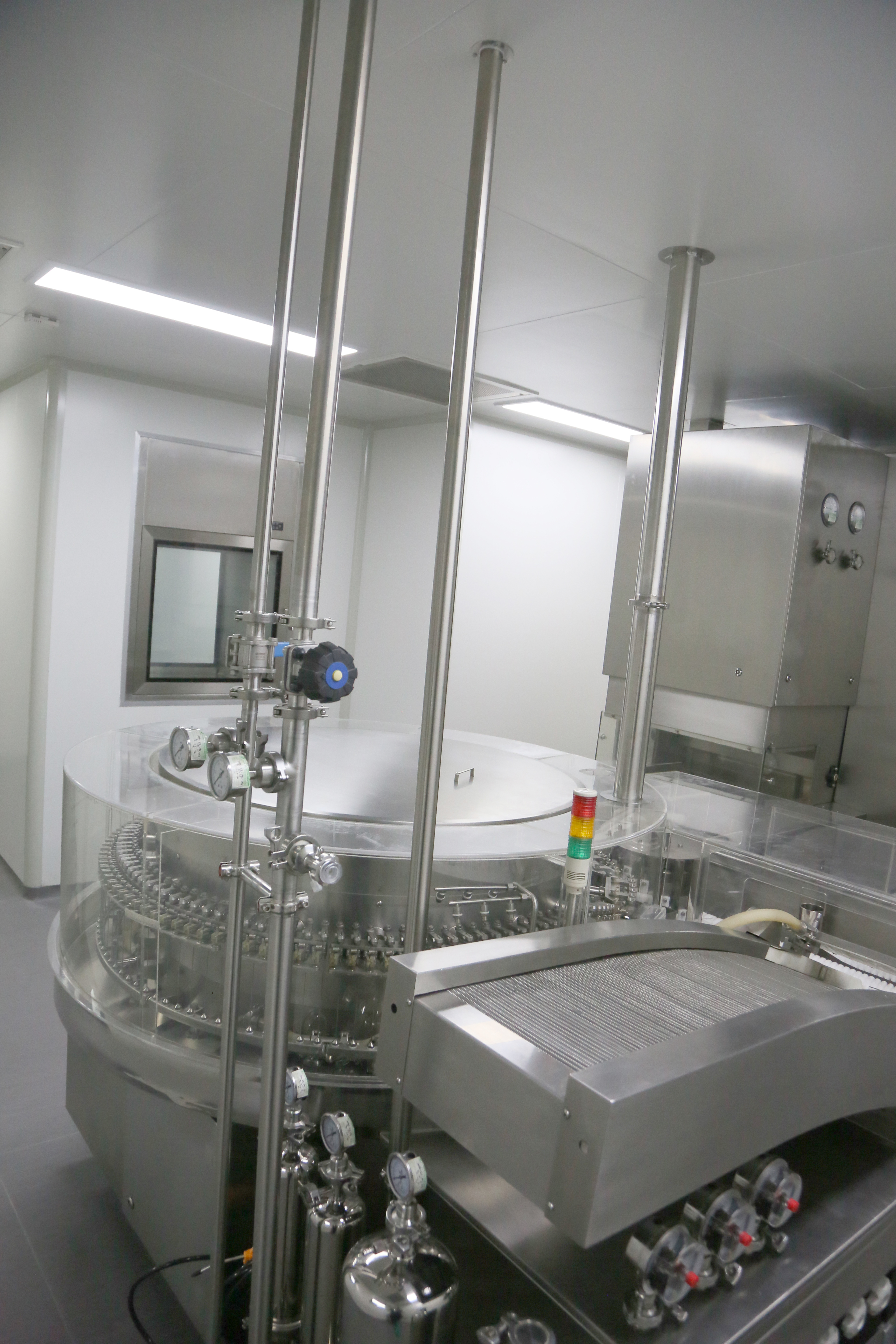 Últimos blogs de la empresa sobre Cómo calcular el costo total de propiedad de una máquina llenadora automática de ampollas