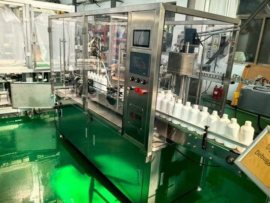 Comprar Máquina Llenadora de Líquidos para Botellas de Plástico/Vidrio de 100-500ml con Función Automática de No-Botella-No-Lavado, No-Presión, No-Llenado, No-Tapado, No-Parada fabricación en línea