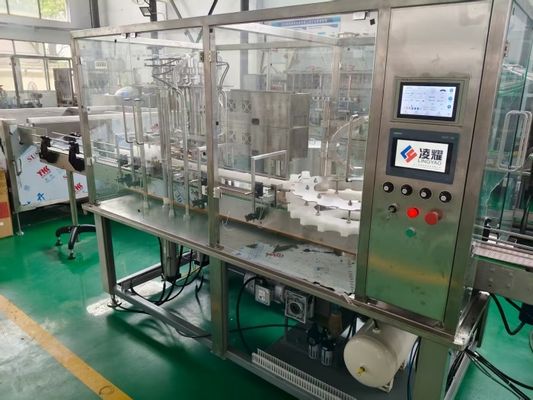 Comprar Máquina llenadora automática de pesticidas y agroquímicos (500-1500 ml)Automatización a prueba de explosiones ExdⅡBT6 con protección avanzada contra goteos y humos tóxicos fabricación en línea