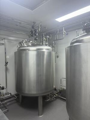 Comprar Lavado de la ampolla 1-2 ml línea de sellado de llenado esterilizante alimentación automática de la ampolla, 15000 pcs/h monobloque compacto AGF-2S fabricación en línea