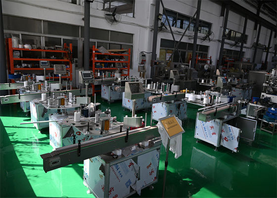 Máquina de etiquetado farmacéutico para botellas redondas, etiquetado automático vertical con PLC