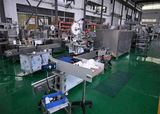 Máquina de etiquetado de productos farmacéuticos de acero inoxidable con motor paso a paso para el envuelvo alrededor del etiquetado