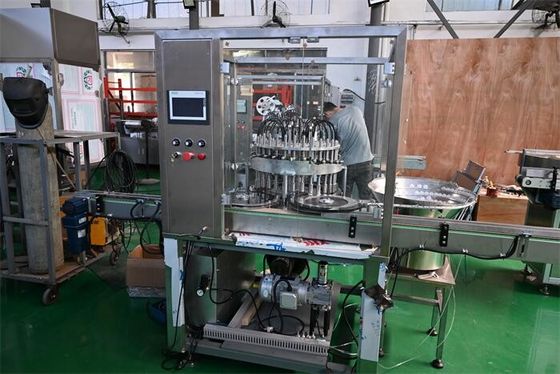 Gotas para los ojos de llenado de tapa de la máquina integrada 3 en 1 máquina, parafusos de tapa con control de PLC