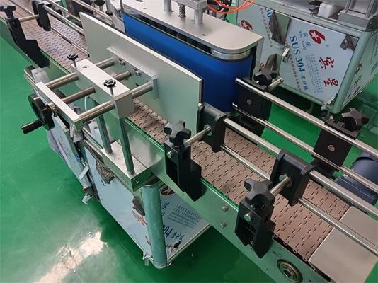 Máquina eléctrica de etiquetado farmacéutico para etiquetas estándar Ancho 15-100 mm Alturas y longitudes 20-100 mm