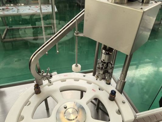 Máquina de tapón de vial para 2-500 ml de vial médico con estándar GMP, cuchillas de tapón múltiples, tapón de alta velocidad